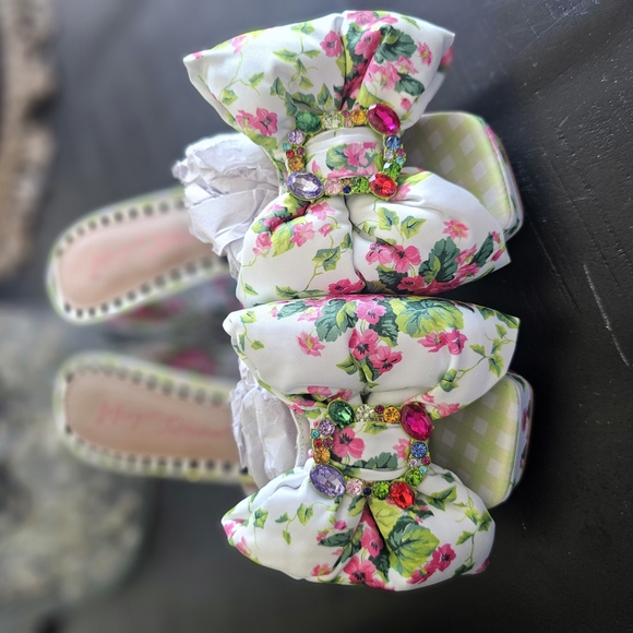 Betsey Johnson Floral Bow Mules - Picture 3 of 10